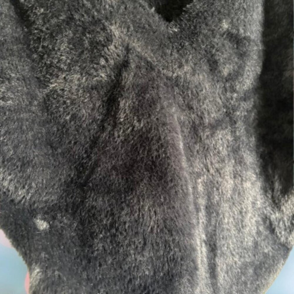 Abercrombie & Fitch Black Fuzzy Sweater - Picture 3 of 3
